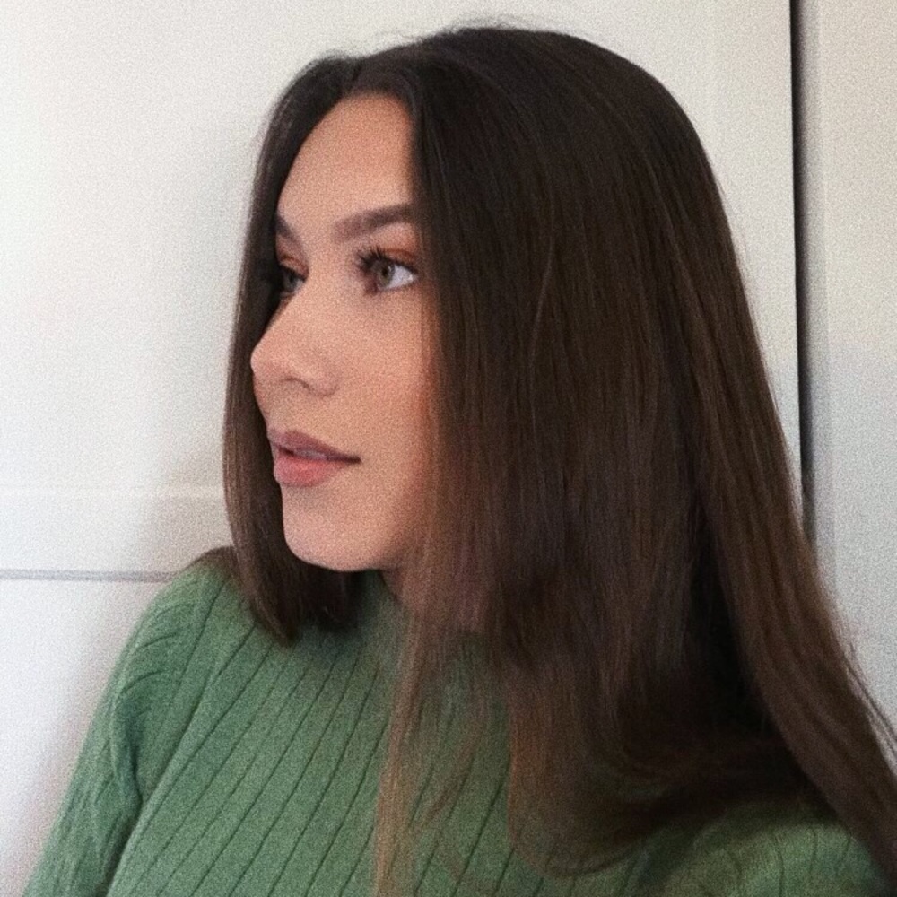 Meet your Posher, Isabel